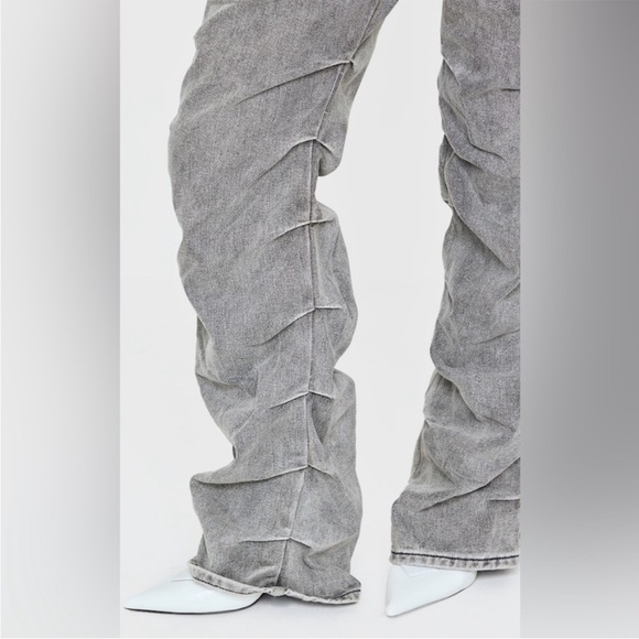 New Pretty Little Things Women's Gray Jeans - Picture 5 of 16